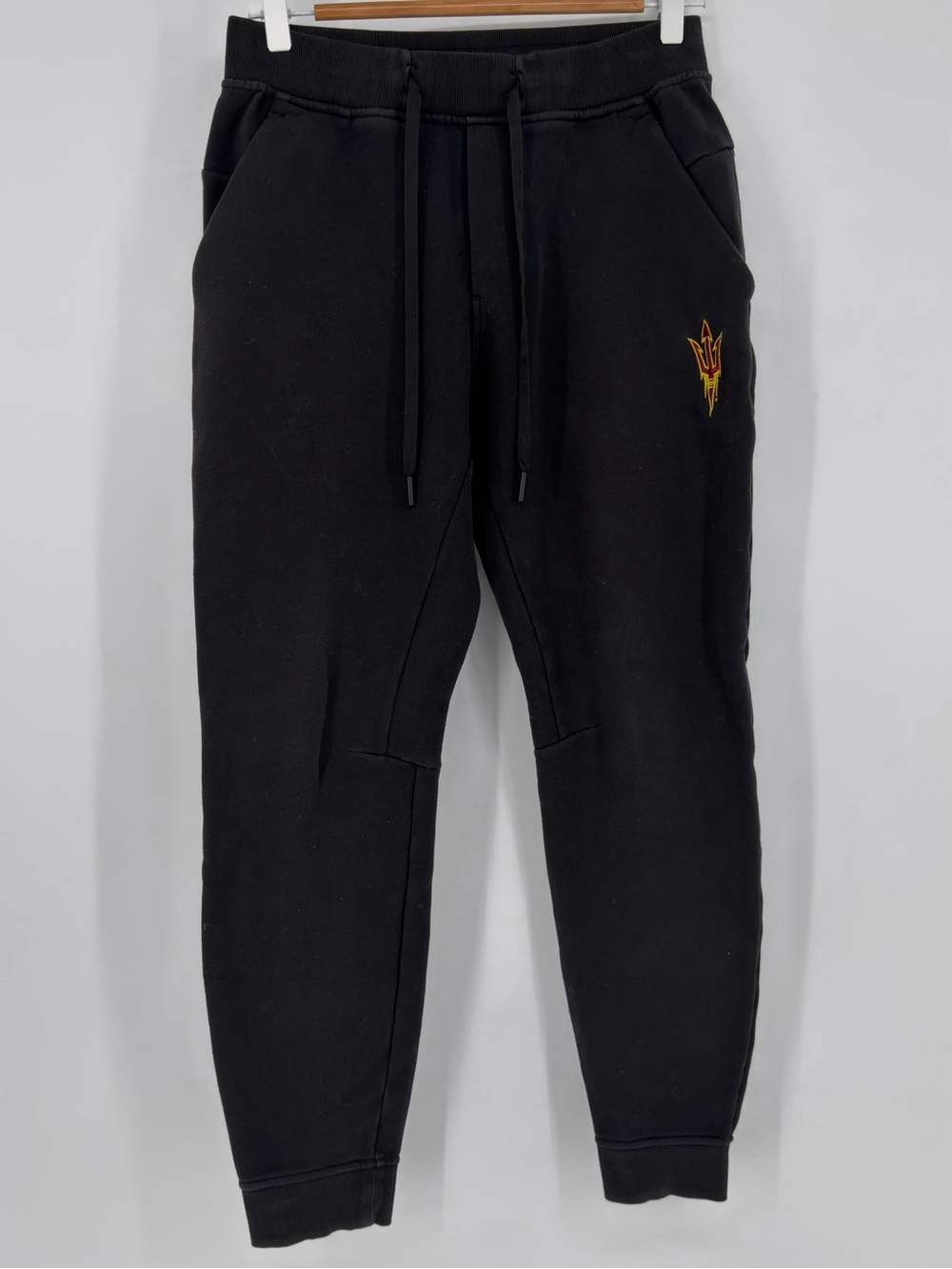 Lululemon Classic Fit Men’s Small Black Jogger Sweatpants ASU‎ Logo